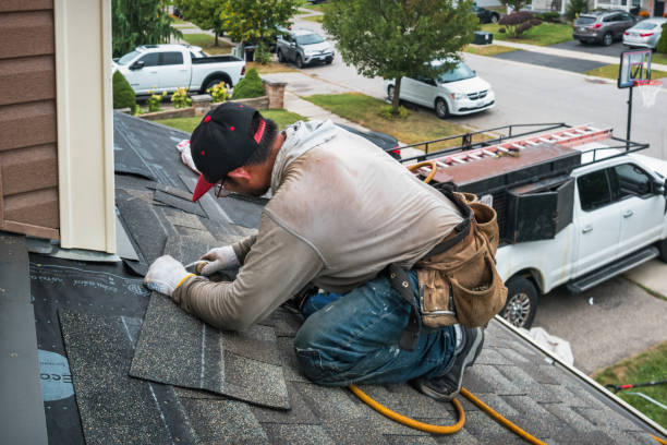 Professional Roofing technician working in Storrs Mansfield, CT